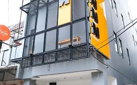 M Cabin Karawaci